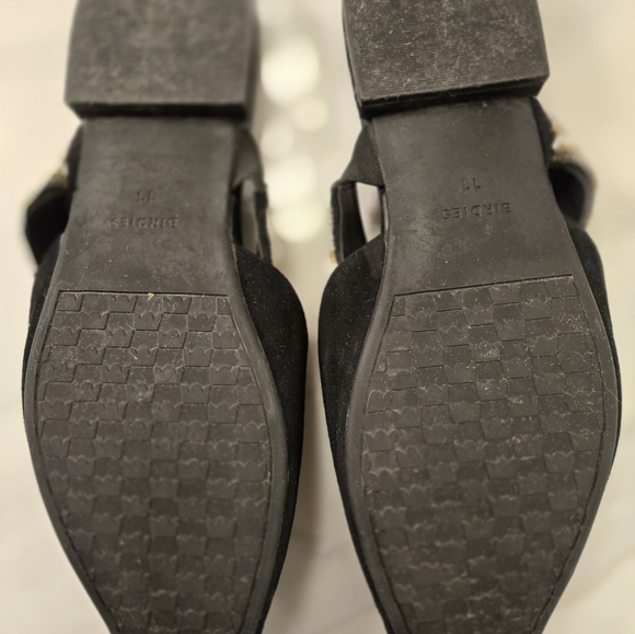 Wore them to wedding, time to reposh and try something else. - Picture 5 of 5